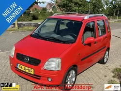 Rood Gebruikt 2002 Opel Agila Comfort Hatchback | € 1.675 (Eerlijke prijs)