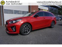 Rood, metallic lak Gebruikt 2021 Kia Ceed Sportswagon GT-Line Stationwagen | € 21.945 (Super prijs)