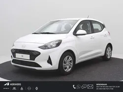 Wit Gebruikt 2024 Hyundai i10 Comfort Hatchback | € 17.635 (Eerlijke prijs)