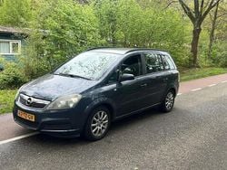 Grijs Gebruikt 2007 Opel Zafira Enjoy MPV | € 1.250 (Super prijs)