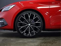 Rood Gebruikt 2021 Seat Leon FR Stationwagen | € 19.995 (Goede deal)