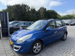 Blauw, metallic lak Gebruikt 2010 Renault Scénic III Dynamique MPV | € 1.985 (Goede deal)
