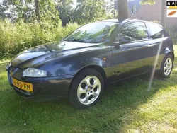 Blauw Gebruikt 2005 Alfa Romeo 147 Distinctive Hatchback | € 1.500 (Duur)