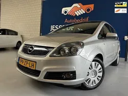 Grijs Gebruikt 2007 Opel Zafira Essentia MPV | € 3.450 (Iets duurder)