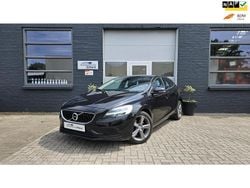 Zwart Gebruikt 2017 Volvo V40 Stationwagen | € 14.950 (Goede deal)