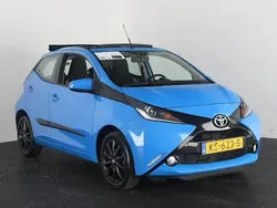 Blauw Gebruikt 2016 Toyota Aygo X-wave Hatchback | € 9.399 (Duur)