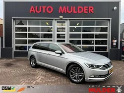Grijs Gebruikt 2015 VW Passat Highline Stationwagen | € 11.475 (Eerlijke prijs)