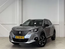 Grijs, metallic lak Gebruikt 2022 Peugeot e-2008 GTi SUV | € 17.944 (Goede deal)