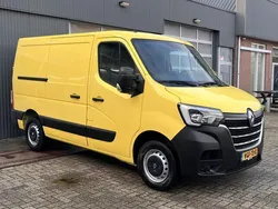 Geel Gebruikt 2020 Renault Master T28 MPV | € 15.950