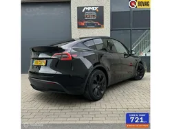 Zwart Gebruikt 2024 Tesla Model Y Long Range SUV | € 44.999 (Eerlijke prijs)