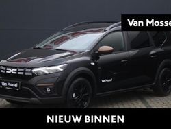 Zwart Gebruikt 2025 Dacia Jogger Extreme MPV | € 29.940