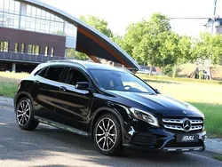Zwart Gebruikt 2017 Mercedes GLA250 Premium Plus SUV | € 27.800 (Duur)