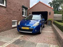 Blauw Gebruikt 2011 Renault Clio GrandTour Collection Stationwagen | € 3.000 (Eerlijke prijs)
