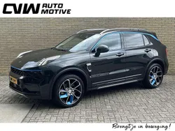 Zwart Gebruikt 2022 Lynk & Co 01 SUV | € 23.900 (Eerlijke prijs)