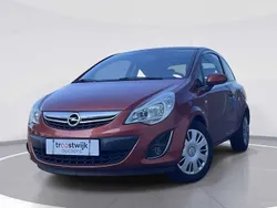 Rood Gebruikt 2012 Opel Corsa MPV | € 4.999 (Eerlijke prijs)