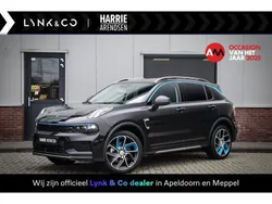 Zwart Gebruikt 2023 Lynk & Co 01 SUV | € 29.399 (Eerlijke prijs)