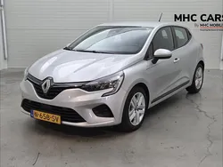 Grijs Gebruikt 2022 Renault Clio V Zen Hatchback | € 16.500 (Goede deal)