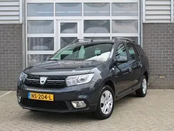 Grijs, metallic lak Gebruikt 2017 Dacia Logan MCV Stationwagen | € 9.950