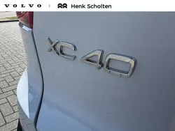 Blauw Gebruikt 2024 Volvo XC40 Plus SUV | € 44.950 (Eerlijke prijs)