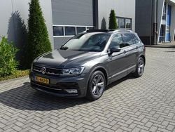 Grijs Gebruikt 2016 VW Tiguan Highline SUV | € 17.750 (Iets duurder)