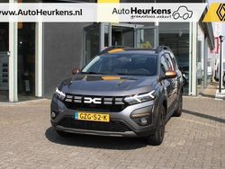 Grijs Gebruikt 2025 Dacia Jogger Extreme MPV | € 28.445 (Duur)