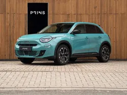 Blauw Gebruikt 2024 Fiat 600 La Prima SUV | € 27.450 (Goede deal)