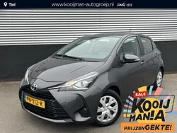 Grijs Gebruikt 2017 Toyota Yaris Hatchback | € 12.900 (Eerlijke prijs)