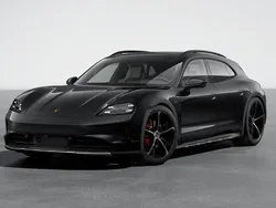Zwart Gebruikt 2024 Porsche Taycan 4S Cross Turismo Sedan | € 129.900
