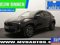 Zwart Gebruikt 2024 Toyota Yaris Cross Business Edition SUV | € 29.999 (Eerlijke prijs)