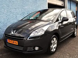 Grijs Gebruikt 2012 Peugeot 5008 Style MPV | € 6.850 (Duur)