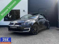 Zwart Gebruikt 2015 VW Golf VII GTE Hatchback | € 14.750 (Iets duurder)