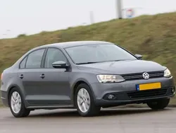 Grijs Gebruikt 2011 VW Jetta Comfortline Sedan | € 8.500 (Duur)