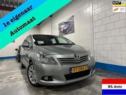 Grijs (metallic) Gebruikt 2011 Toyota Verso Business Edition MPV | € 10.999 (Iets duurder)