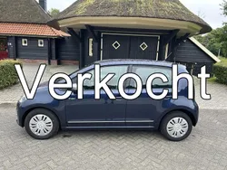 Blauw Gebruikt 2014 VW up! Edition Hatchback | € 5.950 (Goede deal)