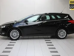 Zwart Gebruikt 2016 Ford Focus Titanium Stationwagen | € 10.950 (Eerlijke prijs)