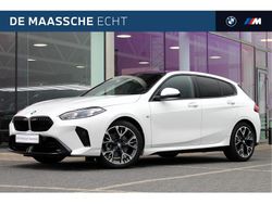 Alpinweiss iii Gebruikt 2024 BMW 120 Executive Hatchback | € 38.450