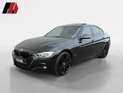 Zwart Gebruikt 2016 BMW 330 M Sport Sedan | € 17.495 (Eerlijke prijs)