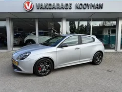 Grijs Gebruikt 2018 Alfa Romeo Giulietta Super Hatchback | € 13.950 (Eerlijke prijs)