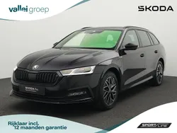 Zwart Gebruikt 2022 Skoda Octavia SportLine Stationwagen | € 31.900 (Eerlijke prijs)