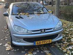 Gebruikt 2003 Peugeot 206 CC Cabriolet | € 1.750 (Eerlijke prijs)