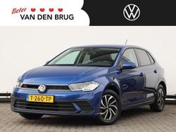 Blauw Gebruikt 2023 VW Polo Business Hatchback | € 19.400 (Eerlijke prijs)