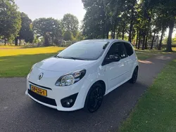 Wit Gebruikt 2010 Renault Twingo Dynamique Hatchback | € 2.599 (Eerlijke prijs)
