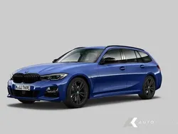 Blauw, metallic lak Gebruikt 2022 BMW 330e M Sport Stationwagen | € 38.900 (Goede deal)