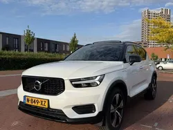 Wit Gebruikt 2022 Volvo XC40 R-Design SUV | € 37.999 (Eerlijke prijs)