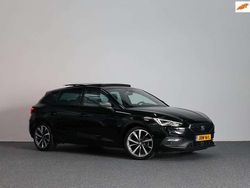 Zwart Gebruikt 2021 Seat Leon FR Hatchback | € 21.495 (Eerlijke prijs)