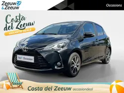 Zwart Gebruikt 2019 Toyota Yaris Hatchback | € 14.930 (Eerlijke prijs)