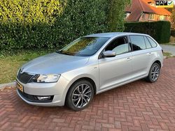 Grijs Gebruikt 2017 Skoda Rapid Drive Hatchback | € 6.250 (Eerlijke prijs)