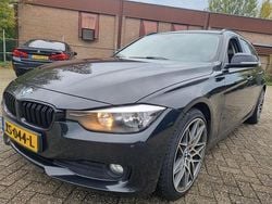 Zwart Gebruikt 2014 BMW 318 Executive Stationwagen | € 7.950 (Eerlijke prijs)
