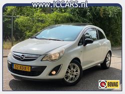 Wit Gebruikt 2012 Opel Corsa Cosmo Hatchback | € 2.995 (Iets duurder)