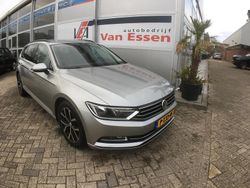 Grijs Gebruikt 2015 VW Passat Highline Stationwagen | € 11.950 (Eerlijke prijs)